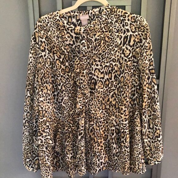 Chico's Tops - NWT Chicos leopard semi sheer ruffle blouse. 2